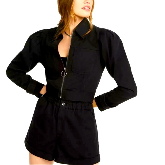 Danielle Bernstein Jackets & Blazers - Danielle Bernstein collared cropped jacket M NWT